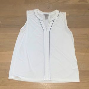 Selling- A short sleeve blouse